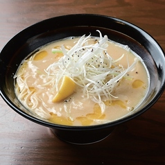 自家製鶏スープ 鶏白湯ヌードル