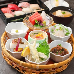 接待・ランチ会食にもおすすめ花籠御膳