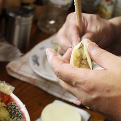 老舗中華料理屋で餃子を焼き続けて15年!!