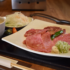 お昼から本格焼肉でランチ。