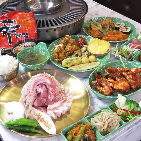 サムギョプサル食べ放題・韓国料理・焼肉・チーズタッカルビ・チーズダッカルビ