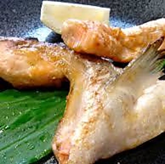 サーモンカマ焼き