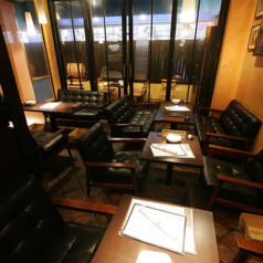 雰囲気の良い寛ぎのダイニングで、本格イタリアンをお楽しみください。各種コースご用意しておりますので、ご友人、同僚などとご一緒にパーティーやご宴会利用にもおすすめです！