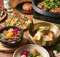 定番の韓国料理から話題のスイーツまで♪