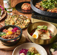 定番の韓国料理から話題のスイーツまで♪