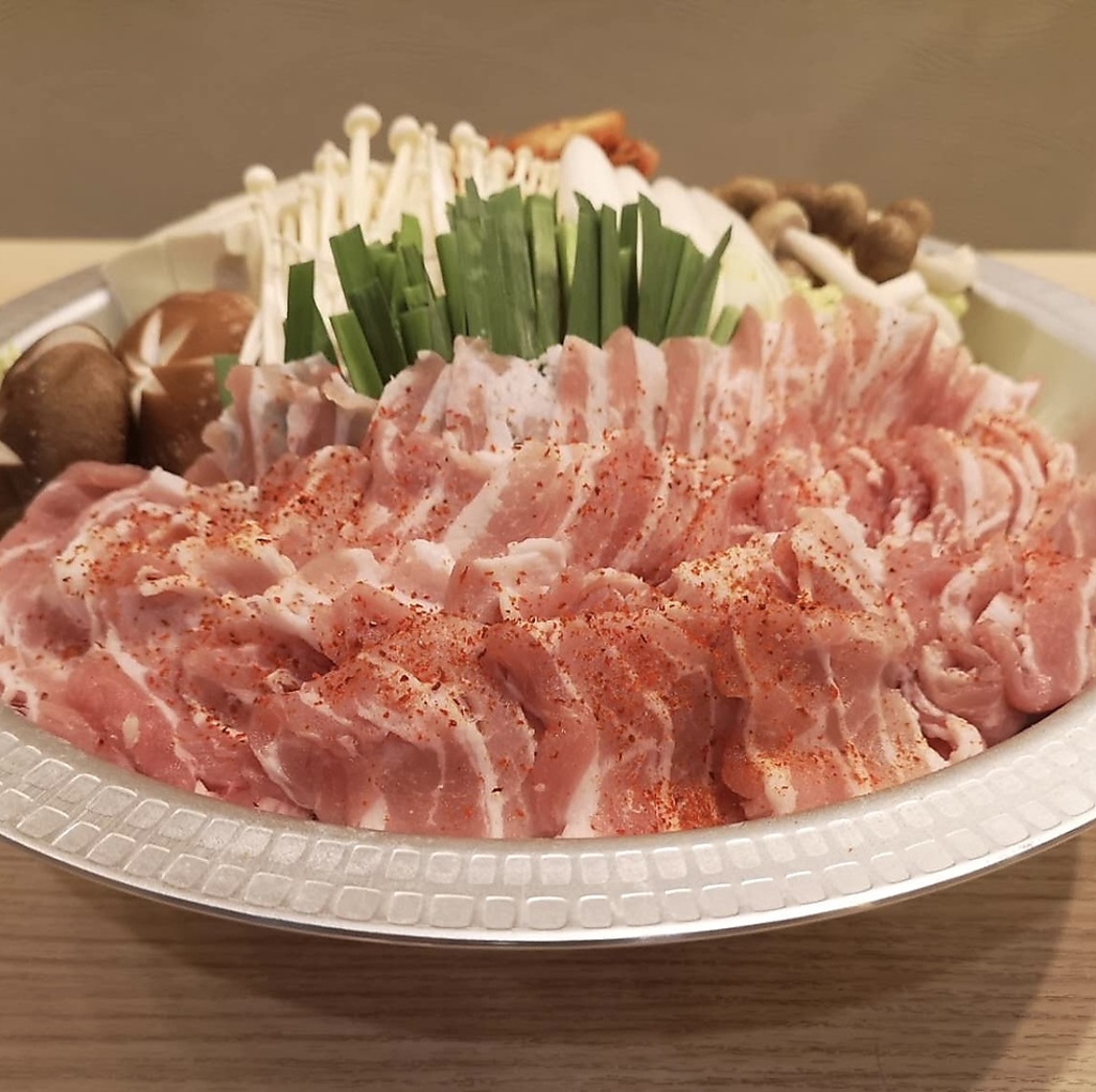 【鍋人気No.1】地鶏チゲ鍋はちょっど良い辛さのキムチチゲ味です◎