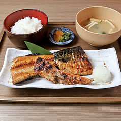 ひもの三種盛り定食