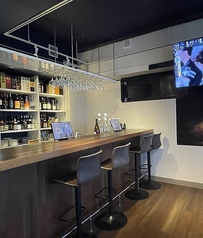 カウンター席4席