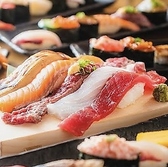寿司 肉寿司 焼鳥 もつ鍋 食べ飲み放題 完全個室居酒屋 肉と海鮮 もてなし屋 新宿本店の写真