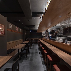 こちらのお店は、2名席がカップルやご夫婦におすすめです♪テーブル席は連結可能なので、2名様以上でもご利用が可能です♪心地よい空間で特別な時間を過ごせます★大切な人との特別なひとときを演出し、心温まる思い出を★