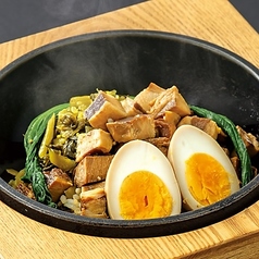 自家製角煮の魯肉飯(ルーローハン)