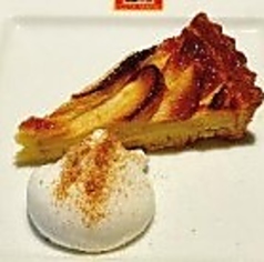 【絶品スイーツ】フェスタマリオでも絶品デザートお出ししておりますよ♪林檎のタルトがランチセットでお得！通常価格748円(税込)→ランチセット550円(税込)で楽しめます♪