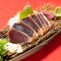 料理メニュー写真&nbsp;焼き切り鰹の塩タタキ六貫