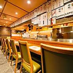 カウンター席も全てのお客様にご満足いただける様、ご予約にて承ります。おまかせコース13200円特別な時をお過ごしください。デートやご褒美に旬や食材を生かした日本料理に舌鼓…