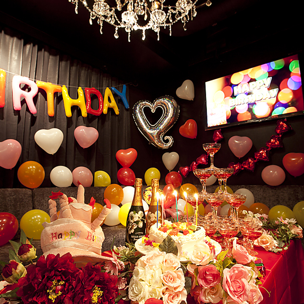 【記念日を盛り上げるオプションあり】バースデーバルーン室内装飾などで記念日をお手伝いします♪ 