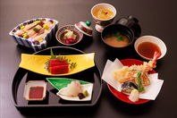 四季の美味を楽しむ贅沢。心地よい店内で味わう集いの膳