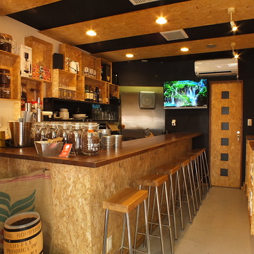 Coffee&Canzume Bar YuBel 船橋店の雰囲気1
