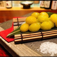 種類豊富な小皿料理