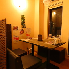 【4名席×2】デートやご家族でのご利用に◎