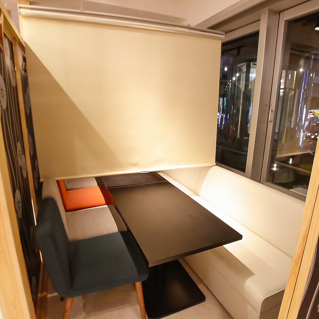 2名様～団体様席までソファー席・カップル席・座敷・団体様貸し切りフロアーなど多彩な個室を完備☆