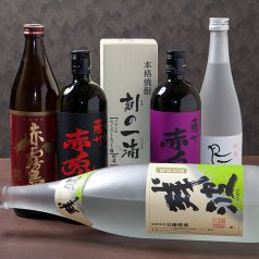 数量限定【紫の赤兎馬】など焼酎も充実の品揃え