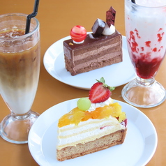 本日のケーキ＆ドリンクバー