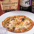 料理メニュー写真 海老とマッシュルームのジェノバ風ピザ