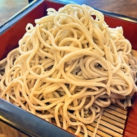 お酒のあてにピッタリのものからがっつり料理まで多数◎