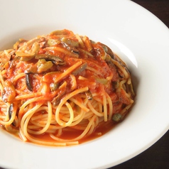 オリーブとケッパー・アンチョビトマトソース