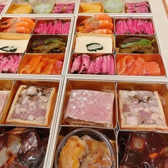 お正月料理３段