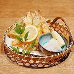 天ぷらや揚げ物メニューも豊富にご用意◎海鮮系の天ぷらはお酒のおつまみにもおすすめしております。