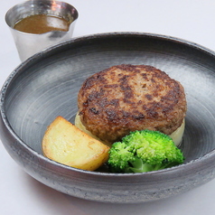 特製ハンバーグ (100g)