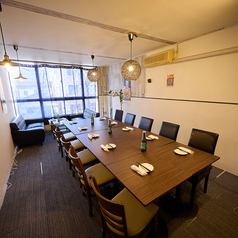 【1室のみのため電話予約限定】■当店にも完全個室を完備しております◎　最小8名～最大15名までご利用◎事前の電話予約限定にはなりますが、ご利用のご希望やご相談などございましたらお気軽にお電話ください！