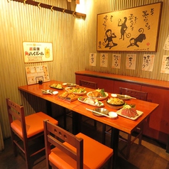 3～4名様向けのテーブル席も豊富にあります☆3～4名様の小宴会にもクシザルゼットをご利用ください！各種宴会にもぜひ♪　