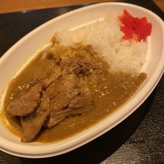 黒毛和牛牛すじカレー丼弁当680円（税込）