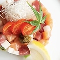 料理メニュー写真 あき山の海鮮サラダ