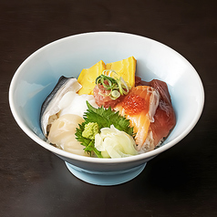 【ランチ限定】魚秀の豪華な海鮮丼が登場♪