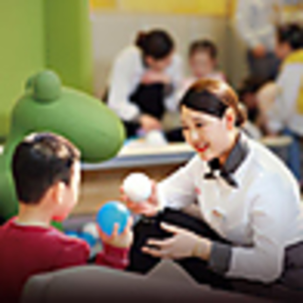 注文用iPadからキッズルームの様子が確認可能！大人も安心できて、お子様も楽しめて、一石二鳥です♪