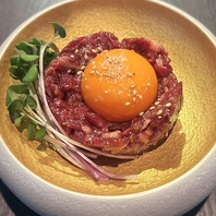焼肉 赫が誇る至高の肉料理を調理済みの特等席で堪能