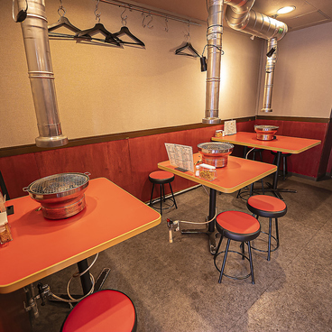 鶴橋焼肉やまと 九条ドーム前店の雰囲気1