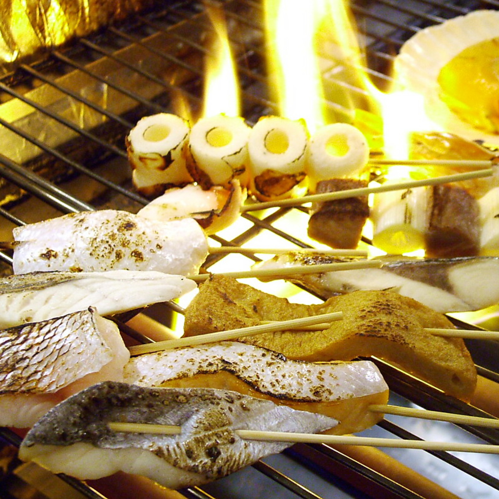 産地直送の鮮魚は串焼きで頂いても美味！魚串焼き各種ご用意♪