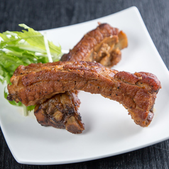 こだわりのスペアリブなどやみつきになる逸品揃いです◎