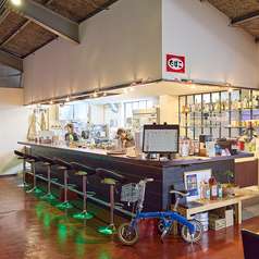 cafe bar C&C garage シアンドシーガレージの特集写真