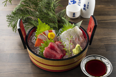 ディナーメニューのご利用可能です。（焼鳥は除く）