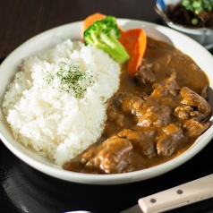 絶品！もとぶ牛の牛すじカレー