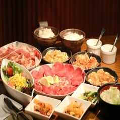 3秒飲み放題 焼肉酒場のコース写真