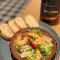 食材の旨みが凝縮◎豊富なアヒージョと絶品タパス