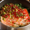 料理メニュー写真&nbsp;金目鯛といくらの豪華土鍋飯
