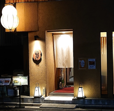 あの人気ドラマで使われたカウンター席は人気、落ち着きのある粋な空間のお店　