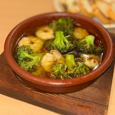 エビとブロッコリーのアヒージョ